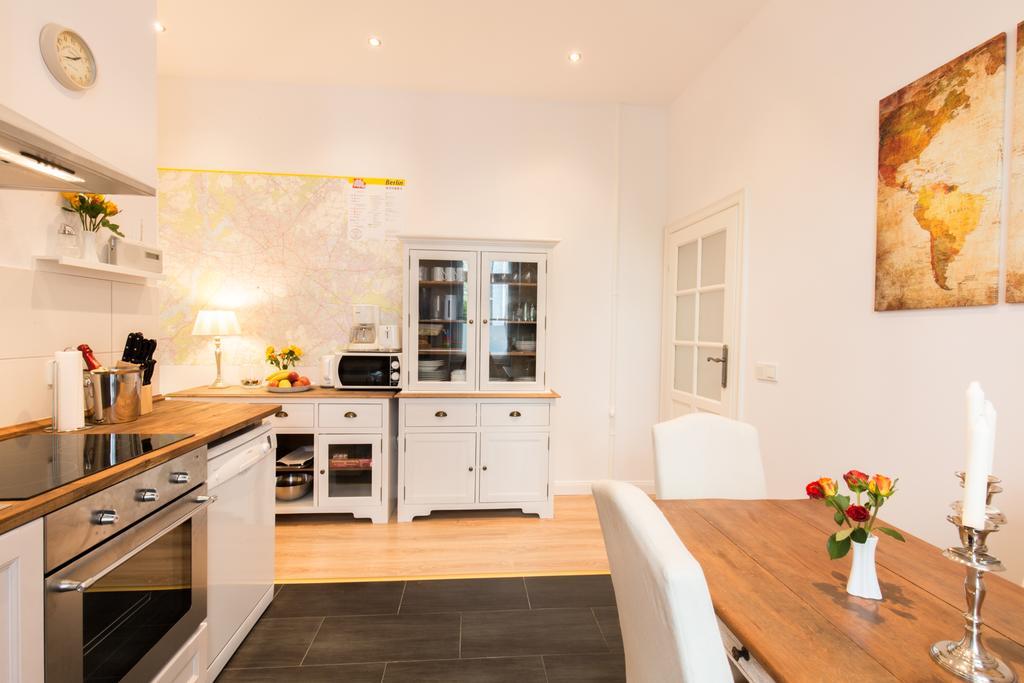 Fritz By Rockchair Apartments L Superhost Status L 3 Bedrooms Boxspringbeds 2 Bathrooms 2 Kitchen - Cozy Family & Business Flair Welcomes You! Berlin Bagian luar foto
