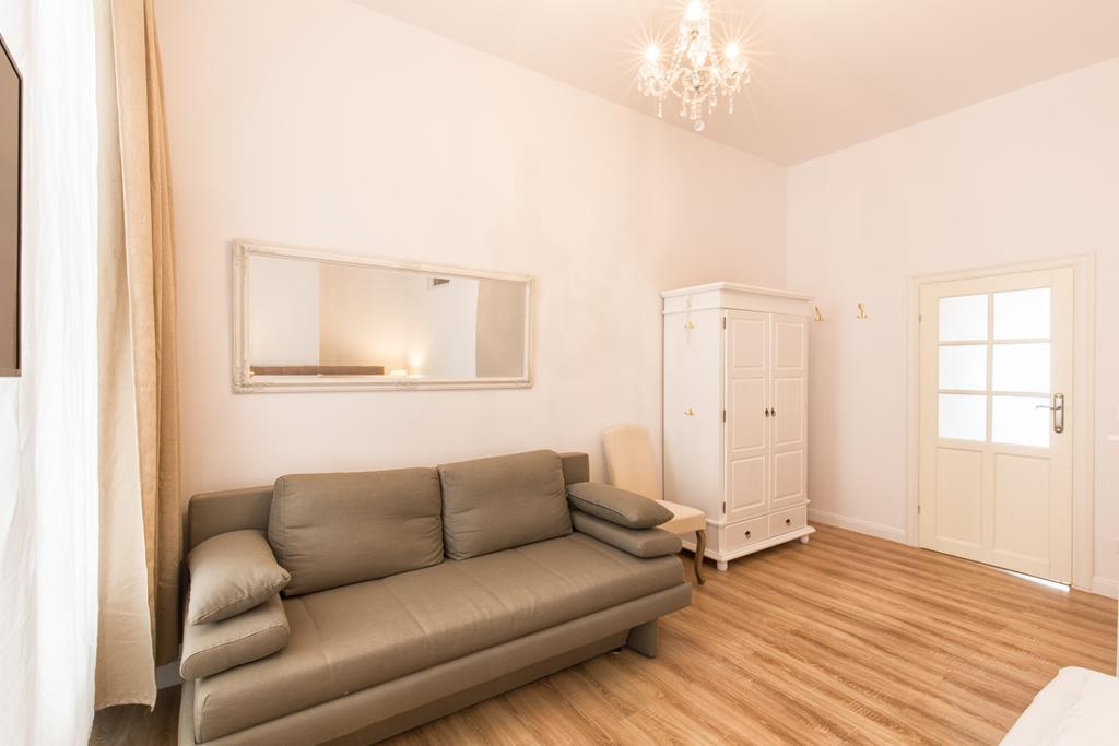 Fritz By Rockchair Apartments L Superhost Status L 3 Bedrooms Boxspringbeds 2 Bathrooms 2 Kitchen - Cozy Family & Business Flair Welcomes You! Berlin Bagian luar foto