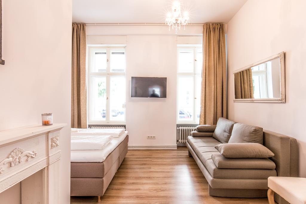 Fritz By Rockchair Apartments L Superhost Status L 3 Bedrooms Boxspringbeds 2 Bathrooms 2 Kitchen - Cozy Family & Business Flair Welcomes You! Berlin Bagian luar foto