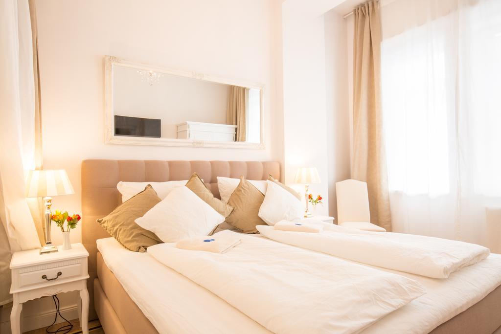 Fritz By Rockchair Apartments L Superhost Status L 3 Bedrooms Boxspringbeds 2 Bathrooms 2 Kitchen - Cozy Family & Business Flair Welcomes You! Berlin Bagian luar foto