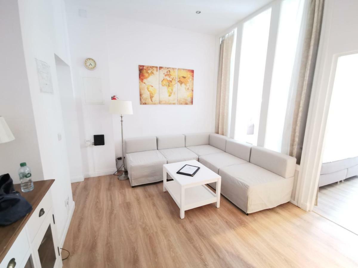 Fritz By Rockchair Apartments L Superhost Status L 3 Bedrooms Boxspringbeds 2 Bathrooms 2 Kitchen - Cozy Family & Business Flair Welcomes You! Berlin Bagian luar foto